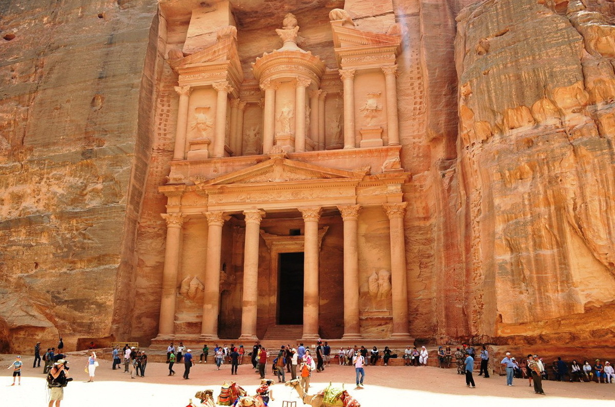Petra's Treasury (Al Khazneh)